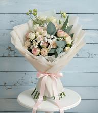 Букет цветов из:  Розы и Лизиантусы в Нелидово