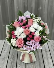 Букет цветов из:  Альстромерии, Гвоздики, Розы и Хризантемы в Нелидово