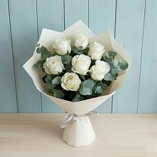 Букет Белые розы в Эвкалипте в Нелидово
