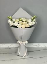 Букет цветов из:  Розы и Лизиантусы в Нелидово